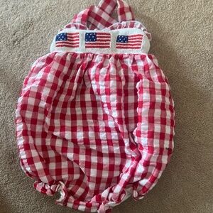 Red, White, and blue patriotic flag bubble 12M